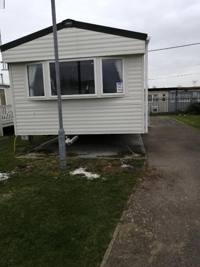 709 Seawick Villa Jaywick Sands Екстериор снимка