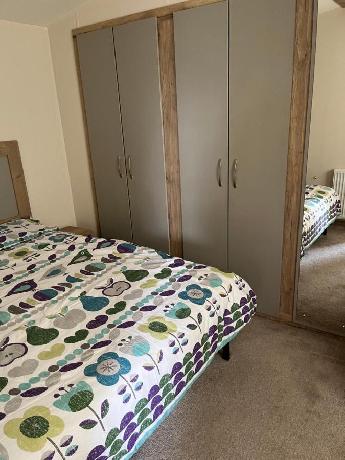 709 Seawick Villa Jaywick Sands Екстериор снимка
